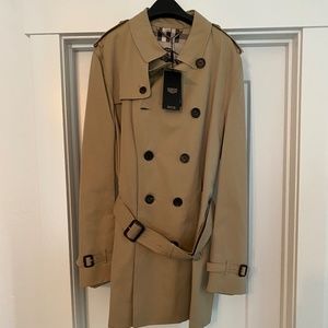 NWT BURBERRY Men's Kensington Mid-Length Trench NEW WITH TAGS UK Size 56